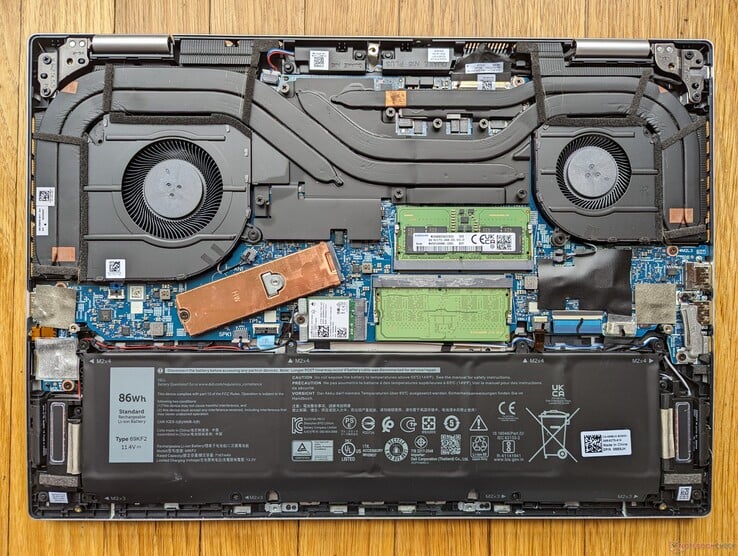 Inspiron 16 Plus 7630 для сравнения