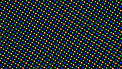 OLED-дисплеи основаны на субпиксельной матрице RGGB, состоящей из одного красного, одного синего и двух зеленых светоизлучающих диодов.