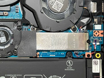 Основной слот для SSD (PCIe 4.0 x4)