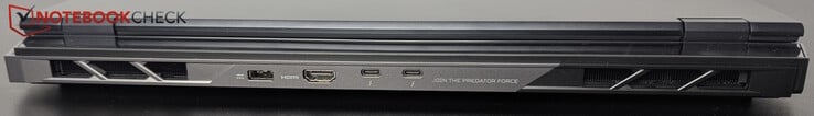 Задняя часть: Питание, HDMI, 2x USB-C TB 5