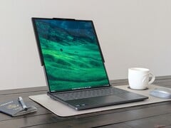 Обзор Lenovo ThinkBook Plus Gen6: Самый веселый ноутбук за последнее время