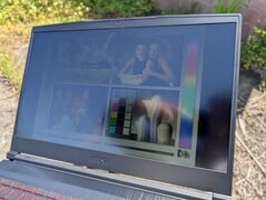 На открытом воздухе под солнечными лучами