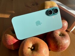 Apple iPhone 16 (Изображение: Manuel Masiero)