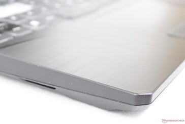 Модели серии TUF не поддерживают Asus Keystone